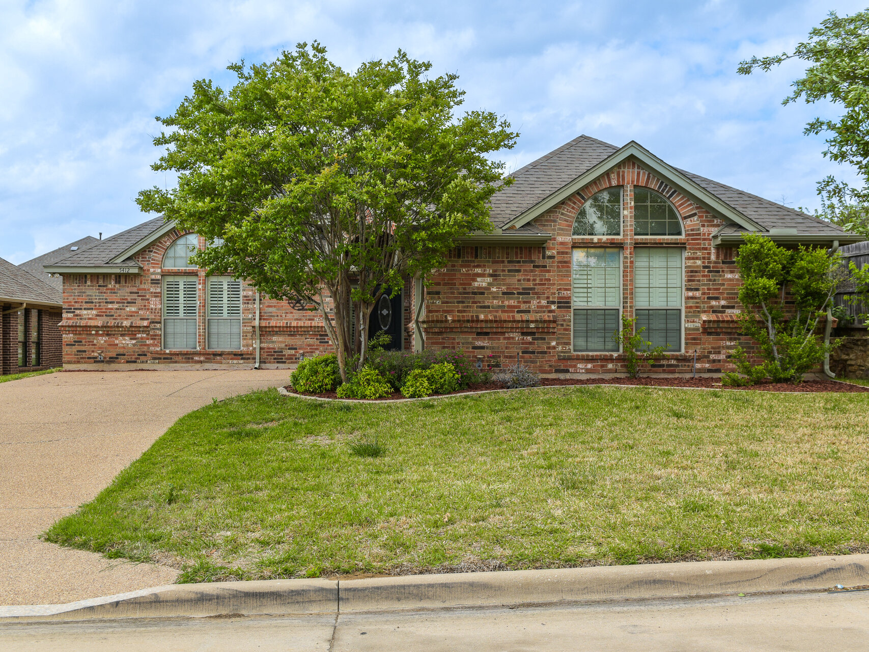 5412 Sierra Ridge Dr Fort Worth, TX 761232829